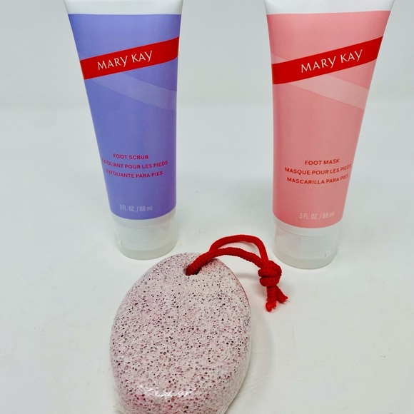 Mary Kay Pedicure Set - Picture 2 of 8